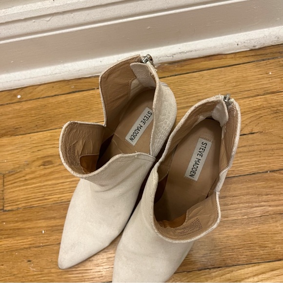 Steve Madden Western Booties - Picture 3 of 7